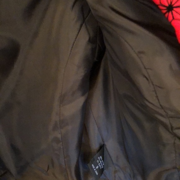 Hearts and Roses jacket - Picture 11 of 13